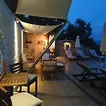 Garden 4*