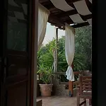 Ξενοδοχείο με διαμερίσματα Garden