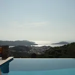 Garden 4*
