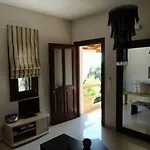 Ξενοδοχείο με διαμερίσματα Garden 4*