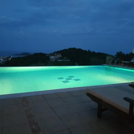 Skiathos Garden Aparthotel 3*