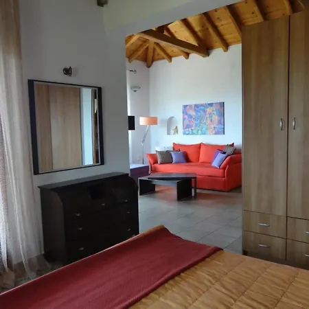 Garden Ξενοδοχείο με διαμερίσματα 4*