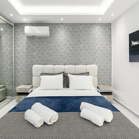 Skiathos Garden Aparthotel 4*